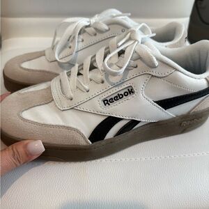 REEBOK Suede Forte Lounger Sneakers size 7